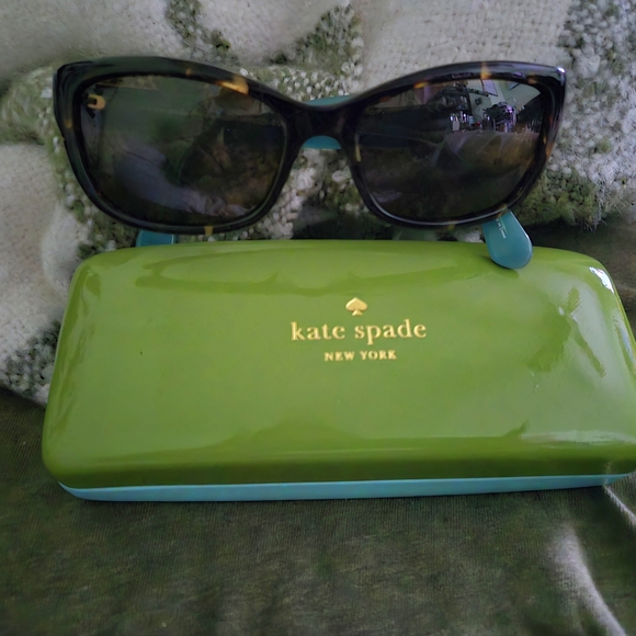 SOLD - Picture 1 of 4